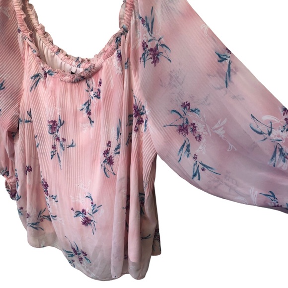 Lane Bryant Pink Pleated Floral Blouse size 26/28 - Picture 4 of 10